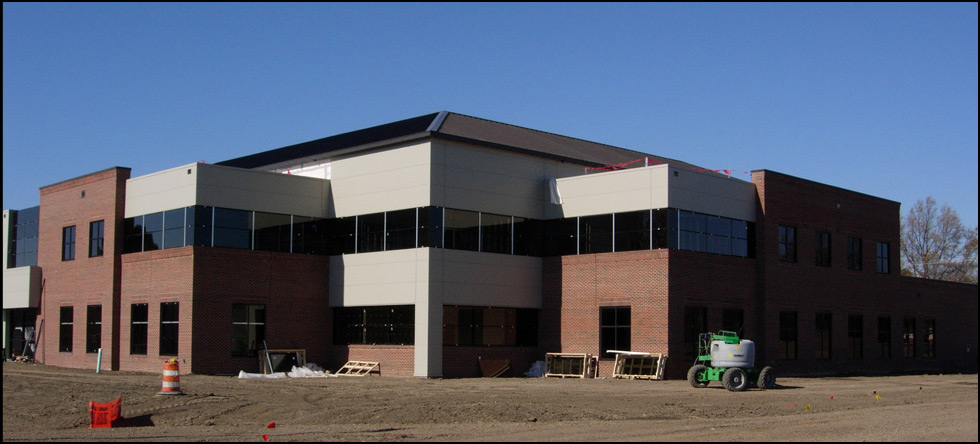 Army Corps of Engineers: Phase 1 construction of multi-phase Advanced Training Technology Support Facility.