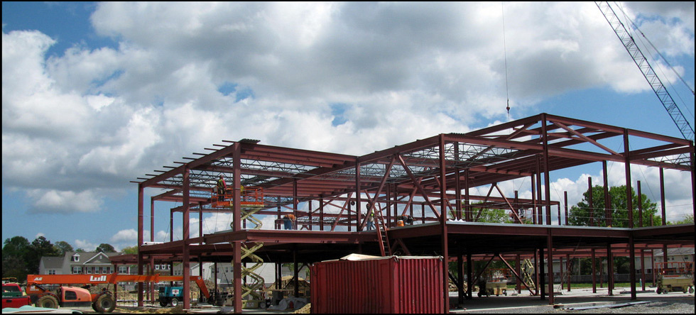 Army Corps of Engineers: Phase 1 construction of multi-phase Advanced Training Technology Support Facility.