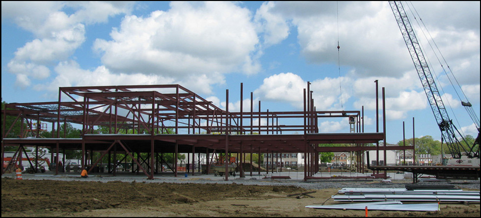 Army Corps of Engineers: Phase 1 construction of multi-phase Advanced Training Technology Support Facility.